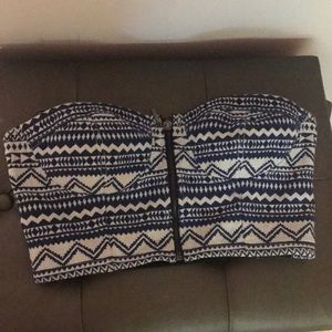 Forever 21 blue/white patterned crop top